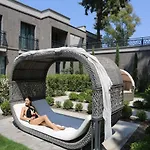 Hotel Sandora Boutiuqe