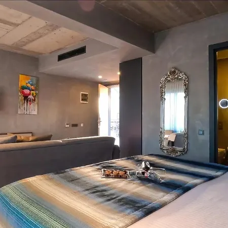 Sandora Boutiuqe מלון 4*
