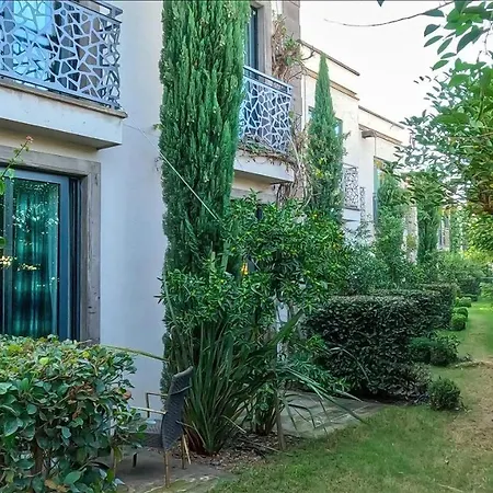 Sandora Boutiuqe Hotel