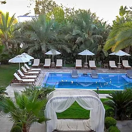 Sandora Boutiuqe 4* يالِكافاك