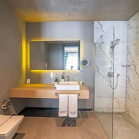 Sandora Boutiuqe 4* يالِكافاك