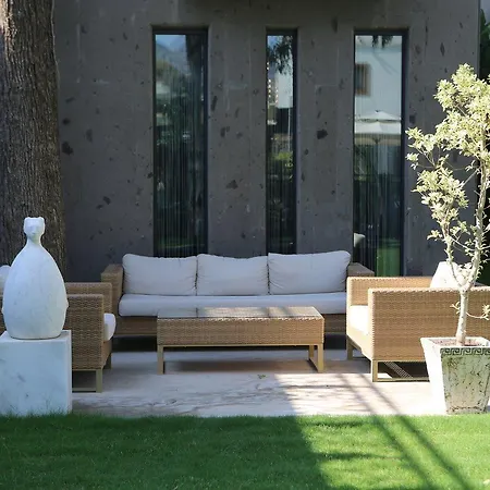 Sandora Boutiuqe Yalıkavak